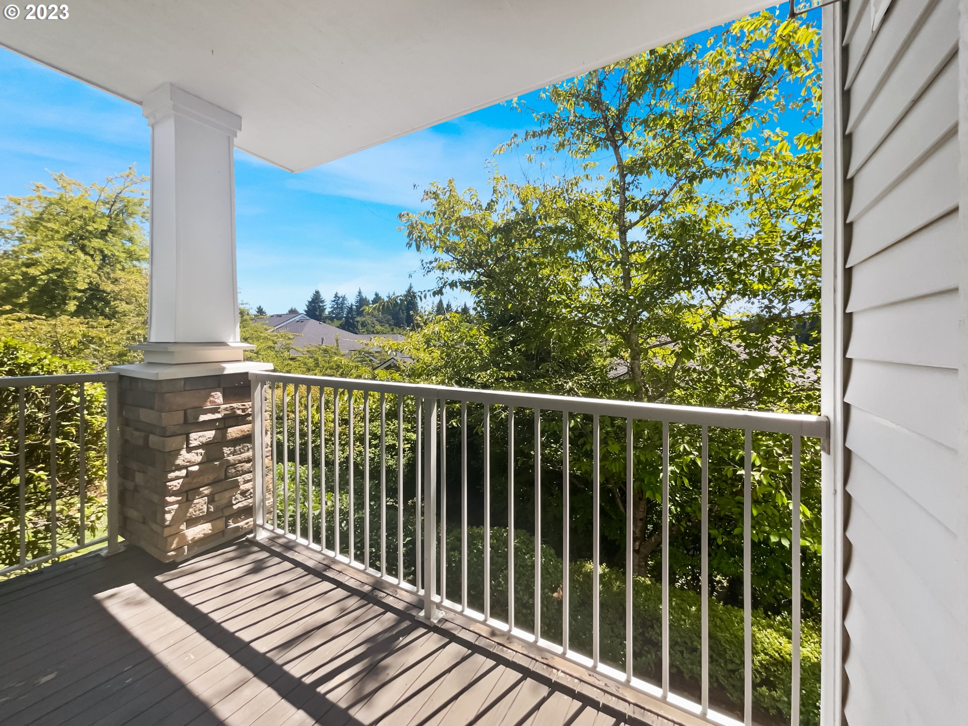14735 Southwest Beard Road, Unit 101 Beaverton, OR 97007 - Photo 7 of 20 Gallery Image 7