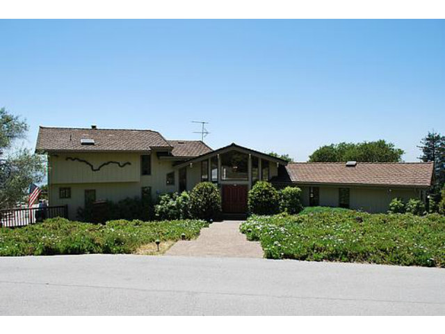998 Hecker Pass Road Watsonville, CA 95076 - Photo 14 of 16 Gallery Image 14