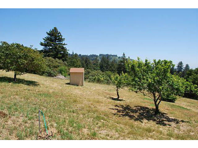 998 Hecker Pass Road Watsonville, CA 95076 - Photo 16 of 16 Gallery Image 16