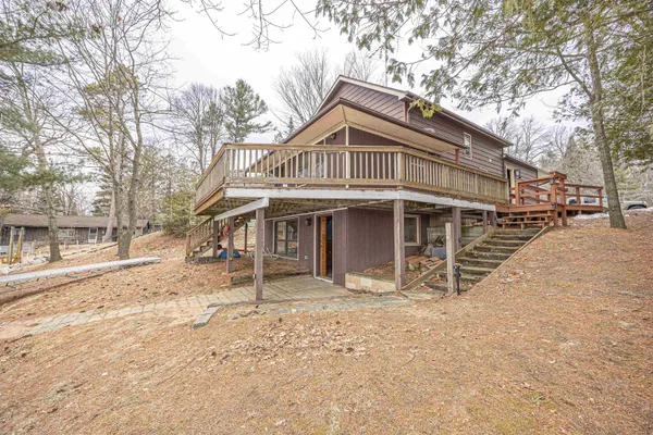 $379,900 | 9849 White Lake Road, Suring, WI 54174