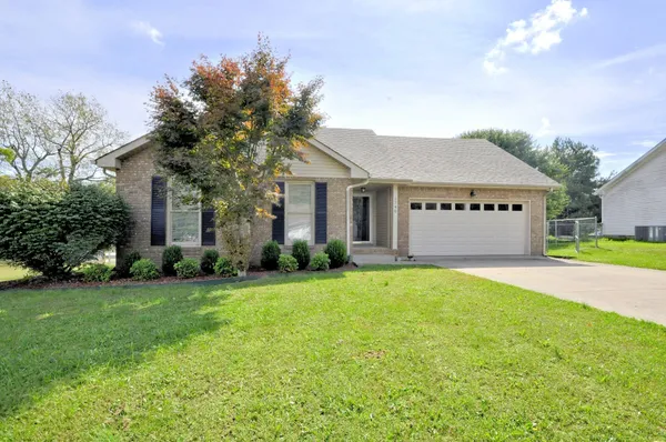 $1,475 | 1746 Crestview Drive, Clarksville, TN 37042