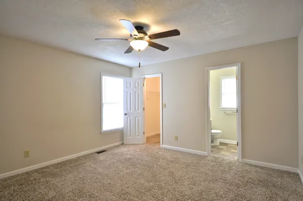 $1,475 | 1746 Crestview Drive, Clarksville, TN 37042