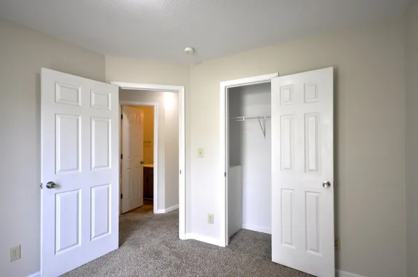 $1,475 | 1746 Crestview Drive, Clarksville, TN 37042