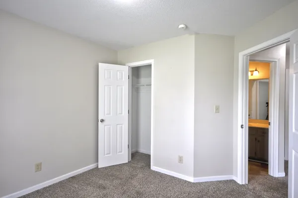 $1,475 | 1746 Crestview Drive, Clarksville, TN 37042