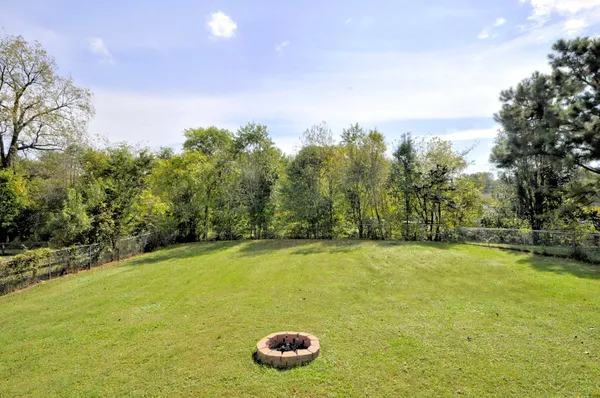 $1,475 | 1746 Crestview Drive, Clarksville, TN 37042