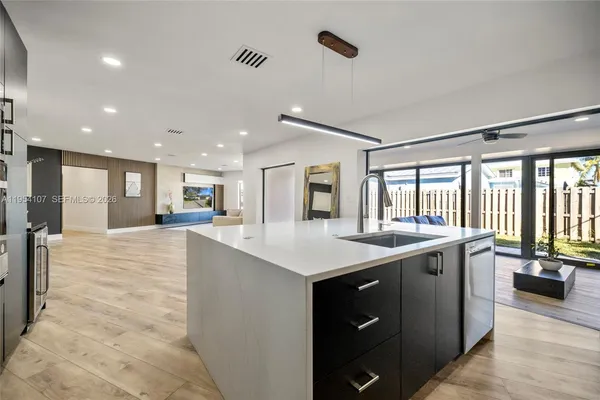 $1,355,000 | 3910 Northeast 27th Terrace, Lighthouse Point, FL 33064