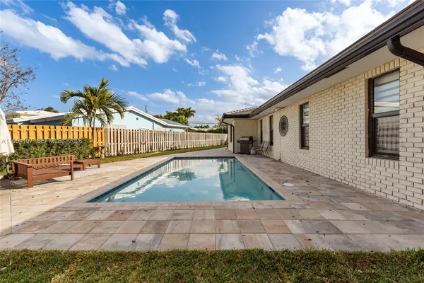 $1,355,000 | 3910 Northeast 27th Terrace, Lighthouse Point, FL 33064