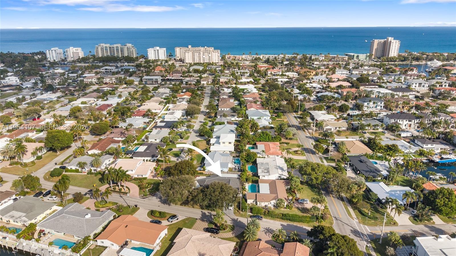 3910 Northeast 27th Terrace Lighthouse Point, FL 33064 - Photo 54 of 55 a view of city and ocean