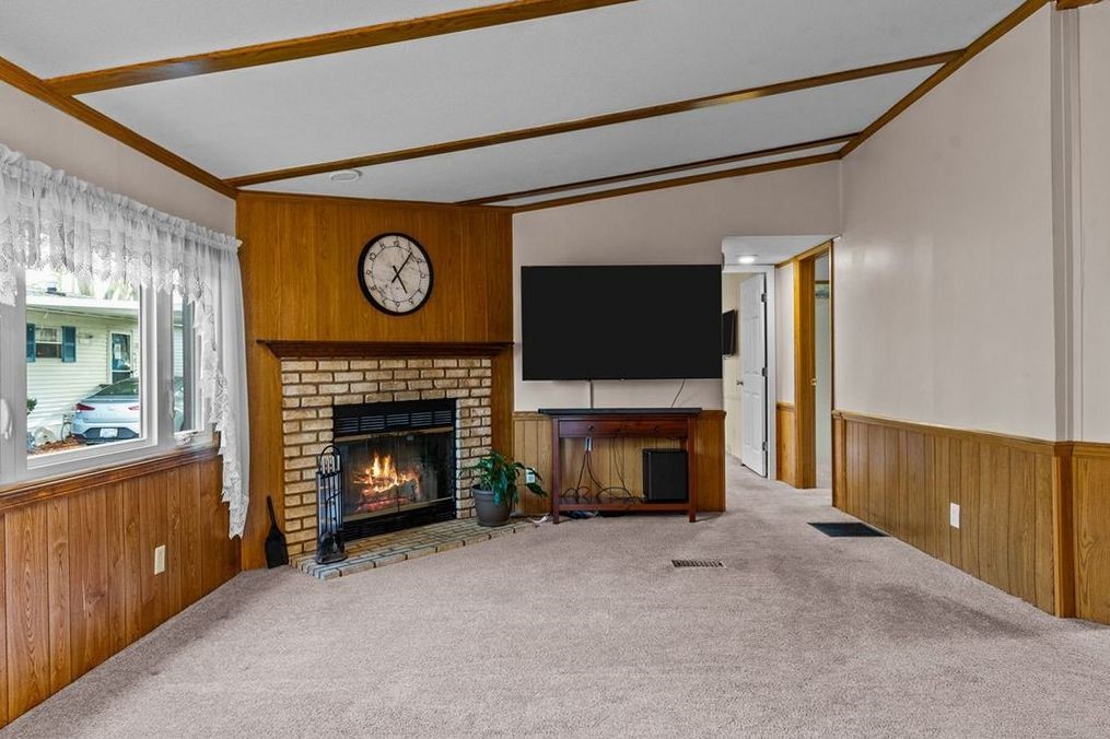 29 Milton Lane Coventry, RI 02816 - Photo 11 of 36