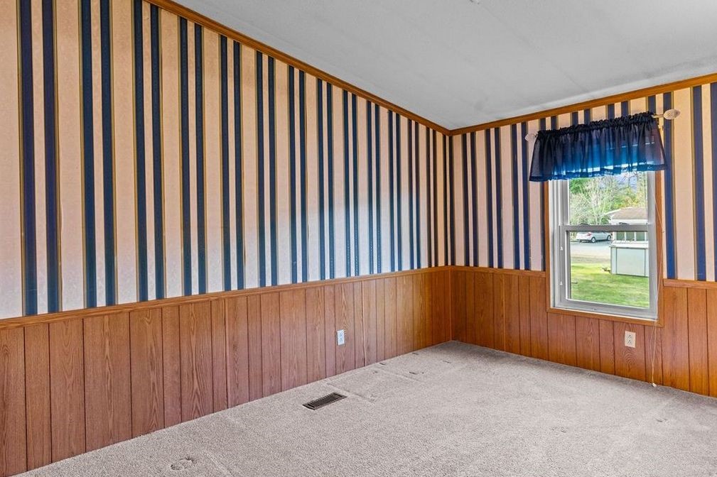 29 Milton Lane Coventry, RI 02816 - Photo 16 of 36