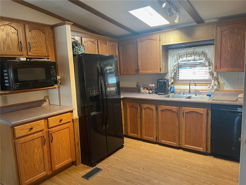 29 Milton Lane Coventry, RI 02816 - Photo 7 of 36