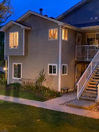$2,500 | 39 Spruce Court, Bedminster, NJ 07921