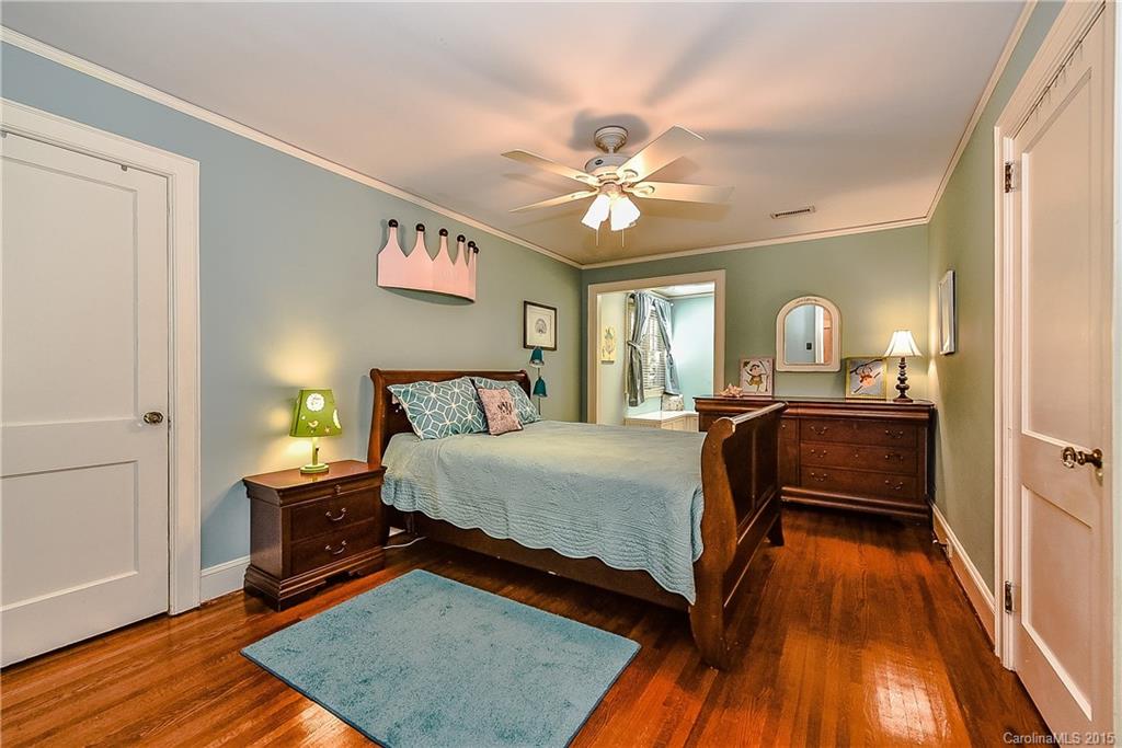 2225 Malvern Road Charlotte, NC 28207 - Photo 17 of 23 Gallery Image 17