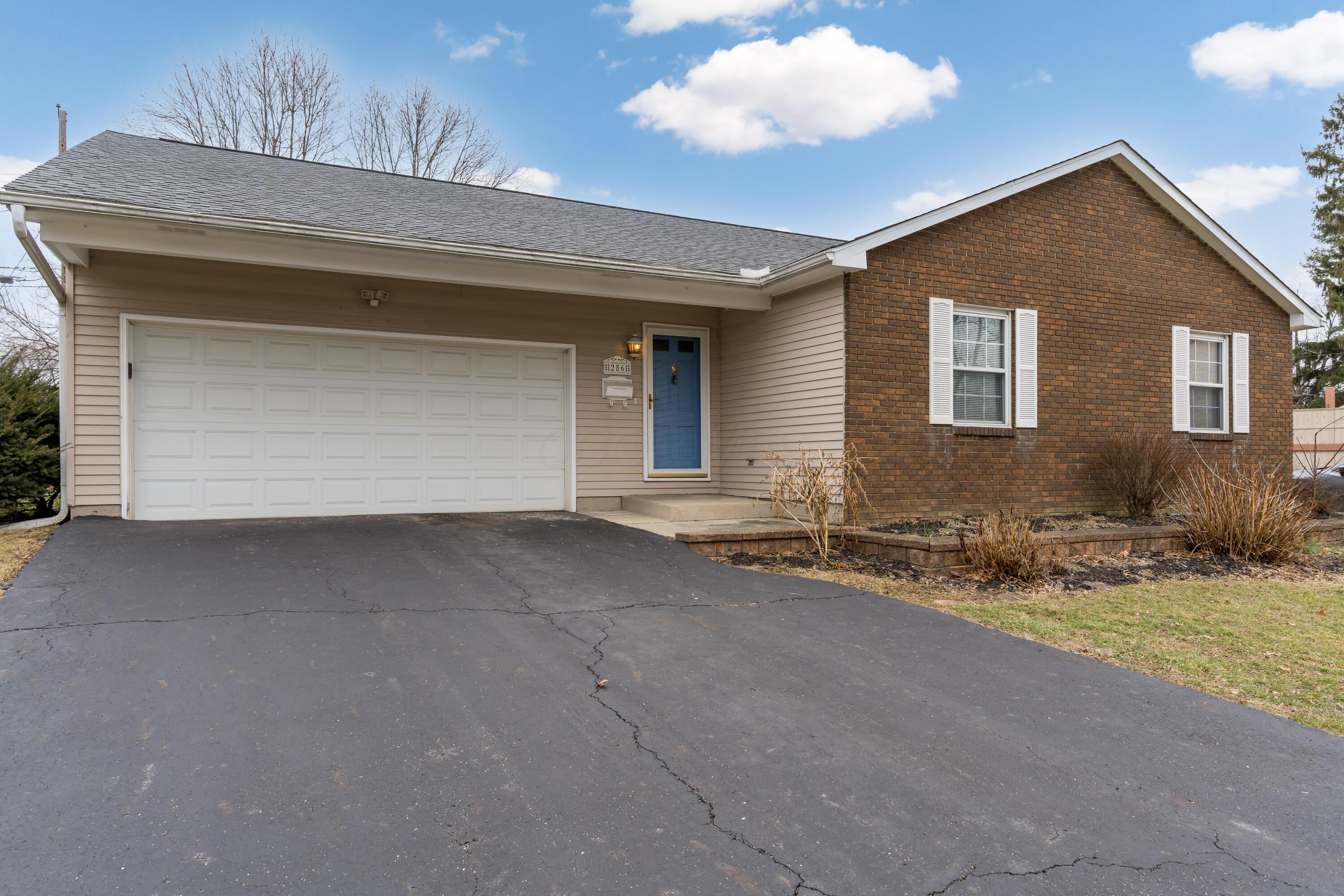 286 Broken Arrow Road Columbus, OH 43230 - Photo 4 of 30 Front Exterior