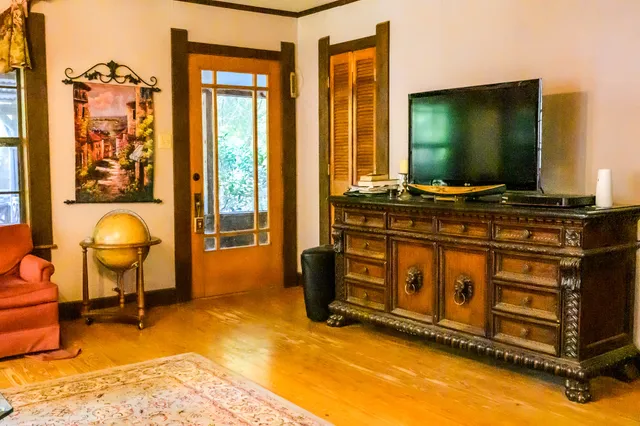 $440,000 | 382 Sawmill Drive, Lovelady, TX 75851