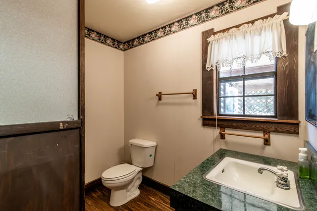 $440,000 | 382 Sawmill Drive, Lovelady, TX 75851