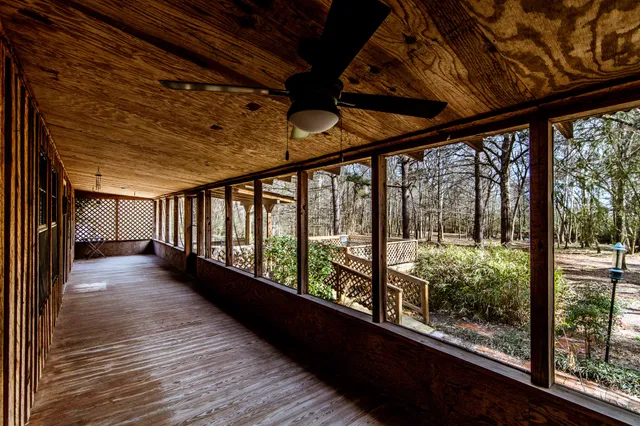 $440,000 | 382 Sawmill Drive, Lovelady, TX 75851