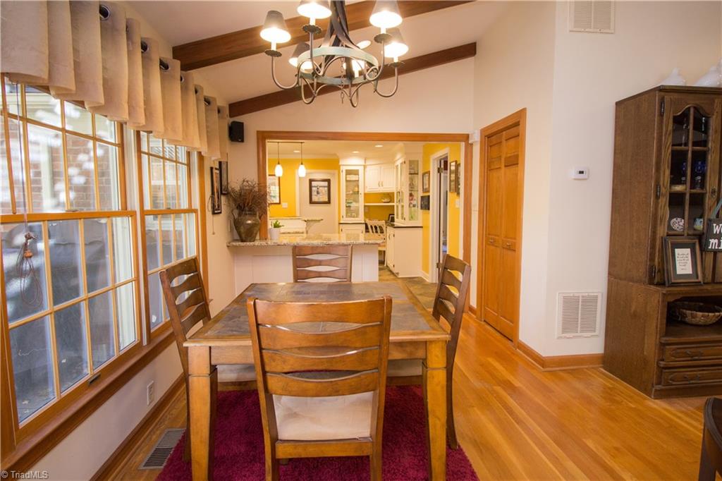 984 Nottingham Road High Point, NC 27262 - Photo 8 of 29 Gallery Image 8