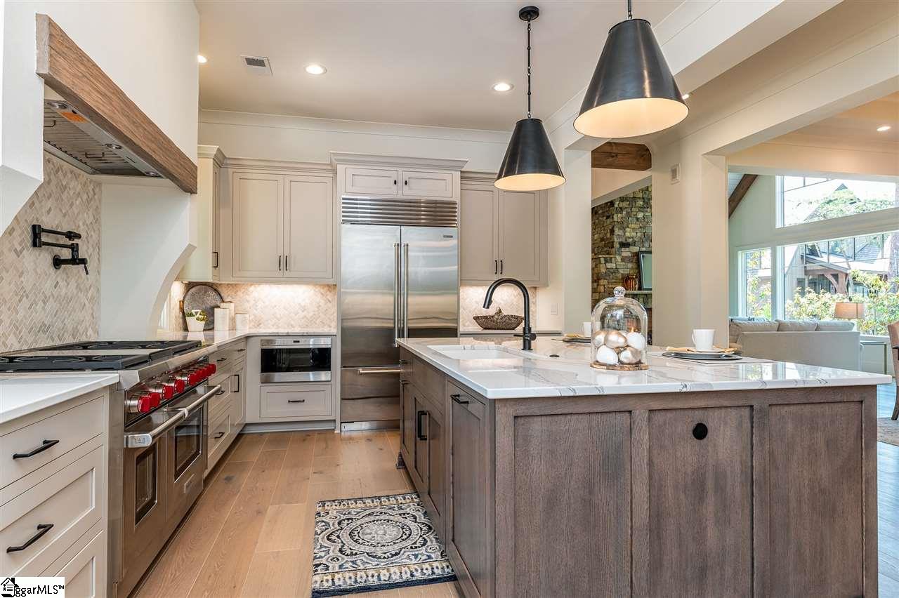 415 Peninsula Ridge Sunset, SC 29685 - Photo 12 of 36 Gallery Image 12