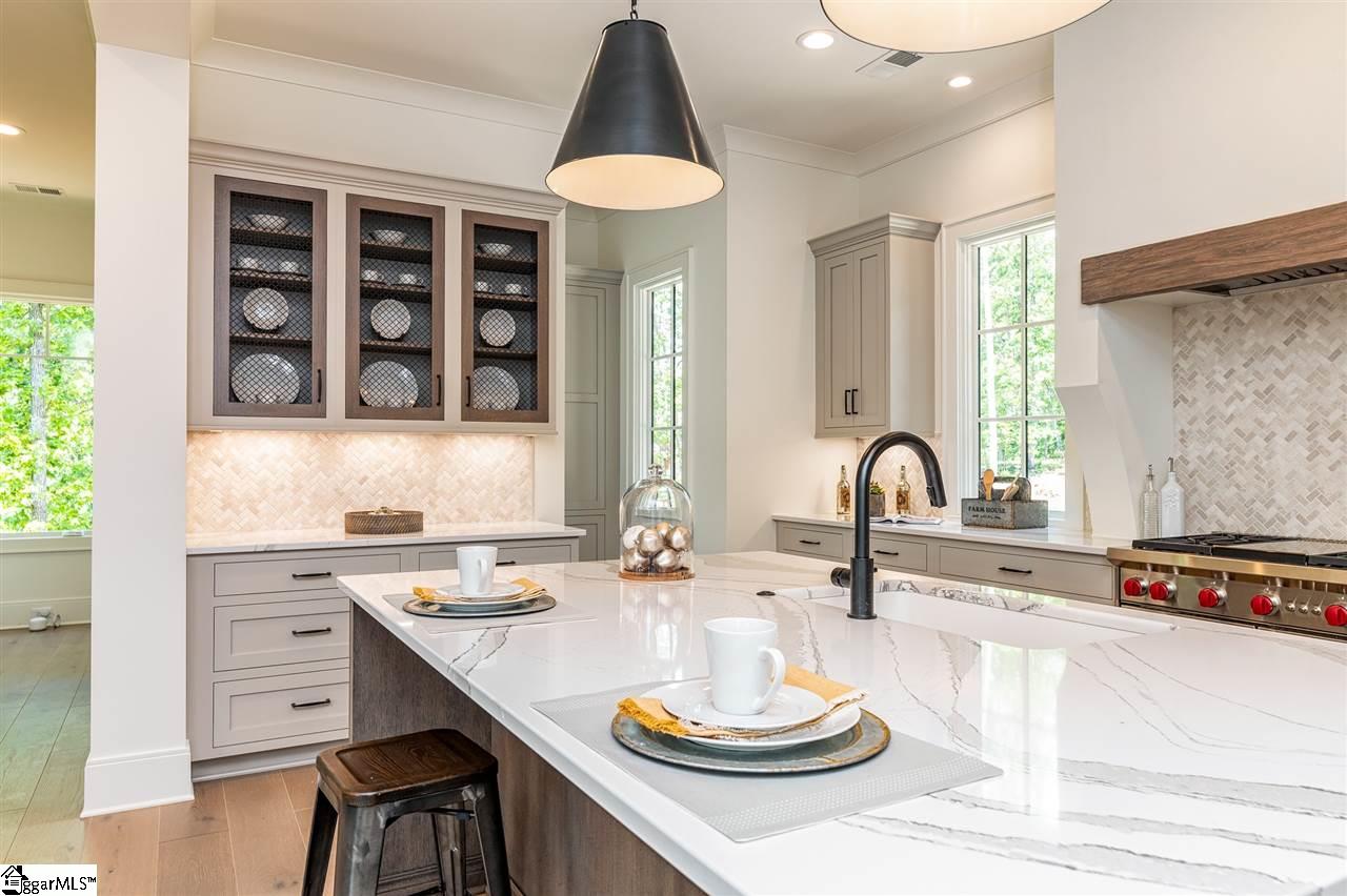 415 Peninsula Ridge Sunset, SC 29685 - Photo 10 of 36 Gallery Image 10