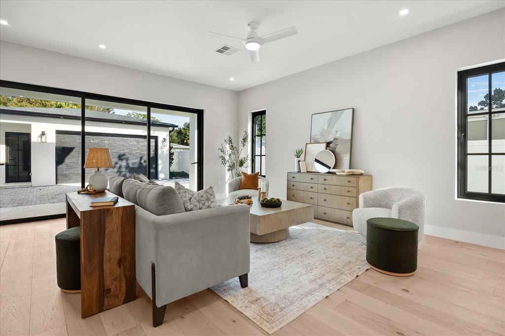 803 Yates Street Orlando, FL 32804 - Photo 9 of 45