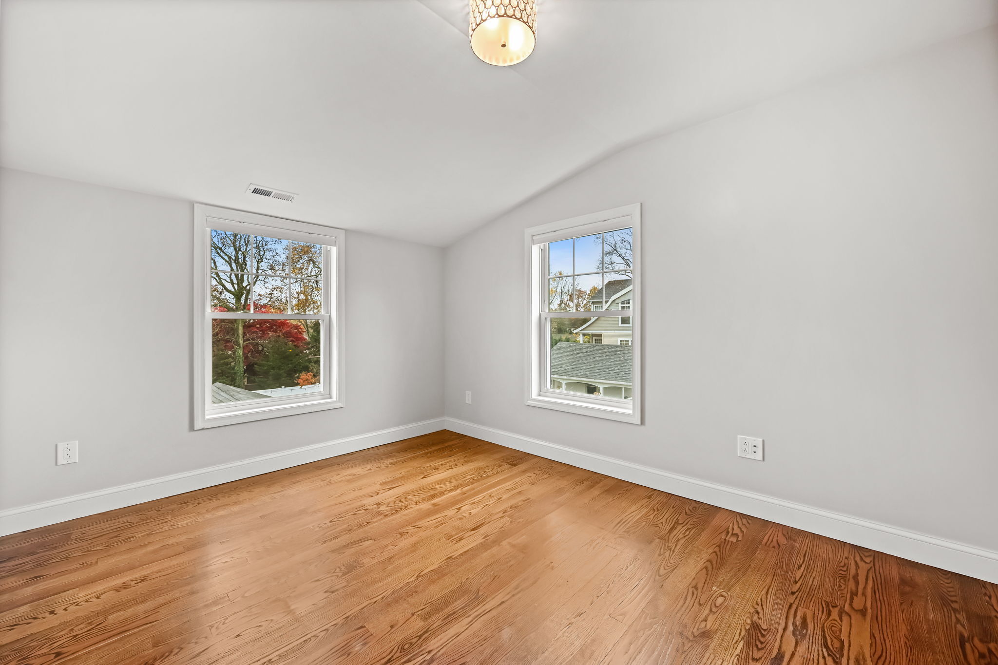 51 Country Road Fairfield, CT 06824 - Photo 37 of 38