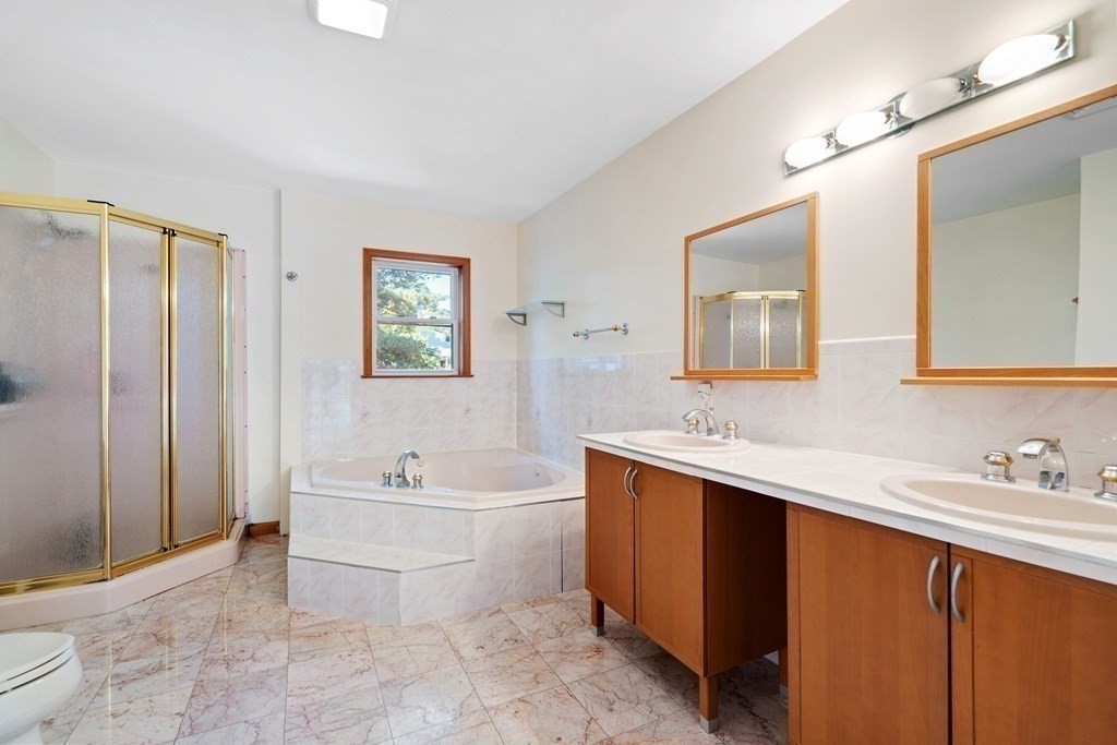 59 Peacedale Road Needham, MA 02492 - Photo 19 of 42 Gallery Image 19