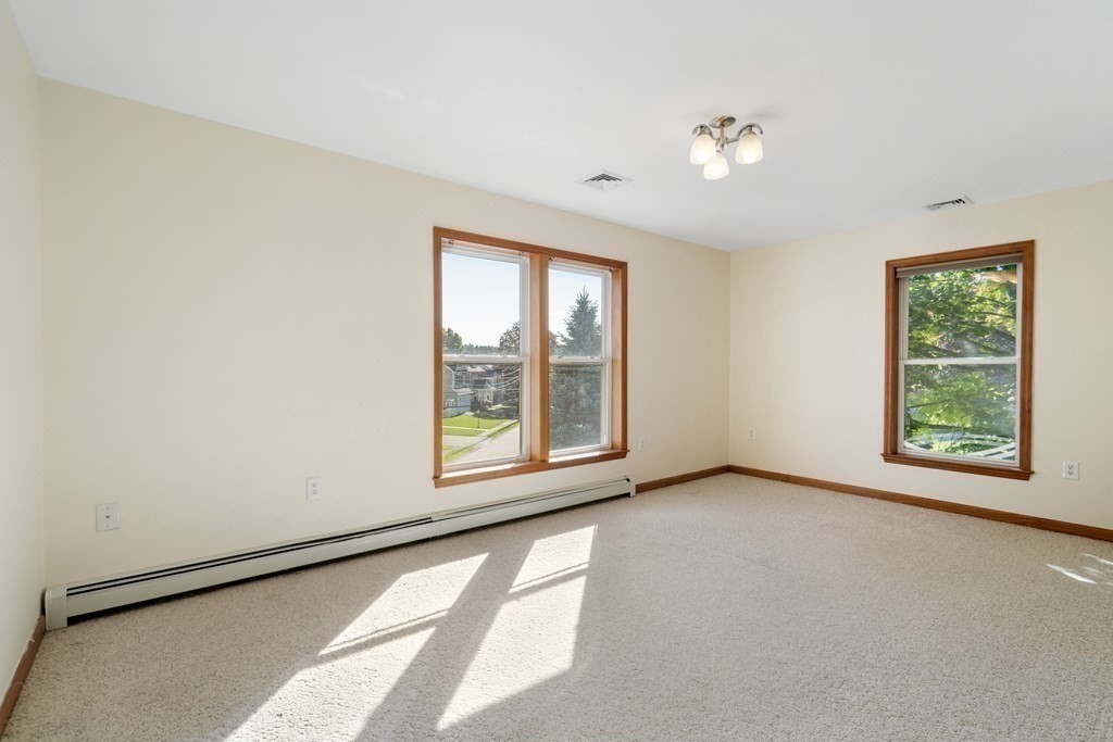 59 Peacedale Road Needham, MA 02492 - Photo 20 of 42 Gallery Image 20