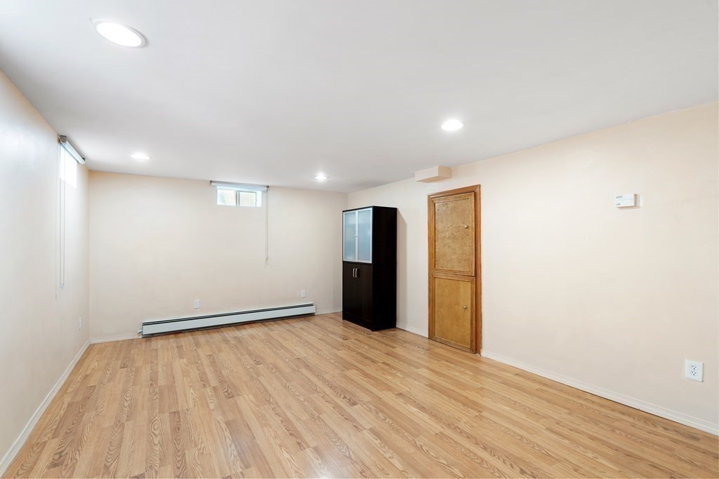 59 Peacedale Road Needham, MA 02492 - Photo 29 of 42 Gallery Image 29