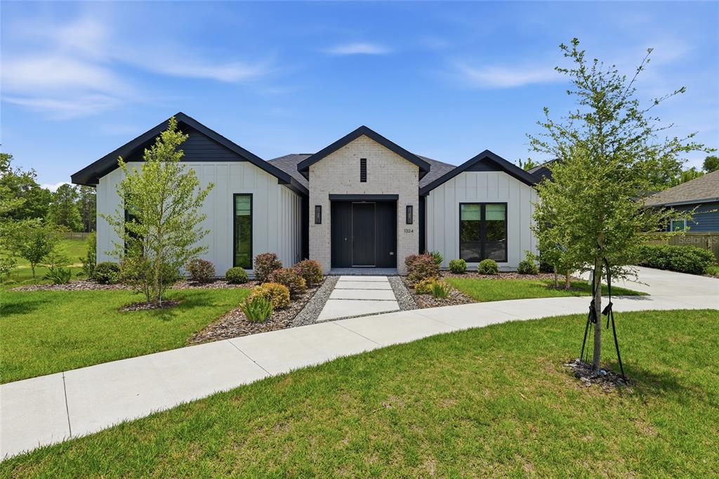 1324 Southwest 120th Drive Gainesville, FL 32607 - Photo 1 of 33