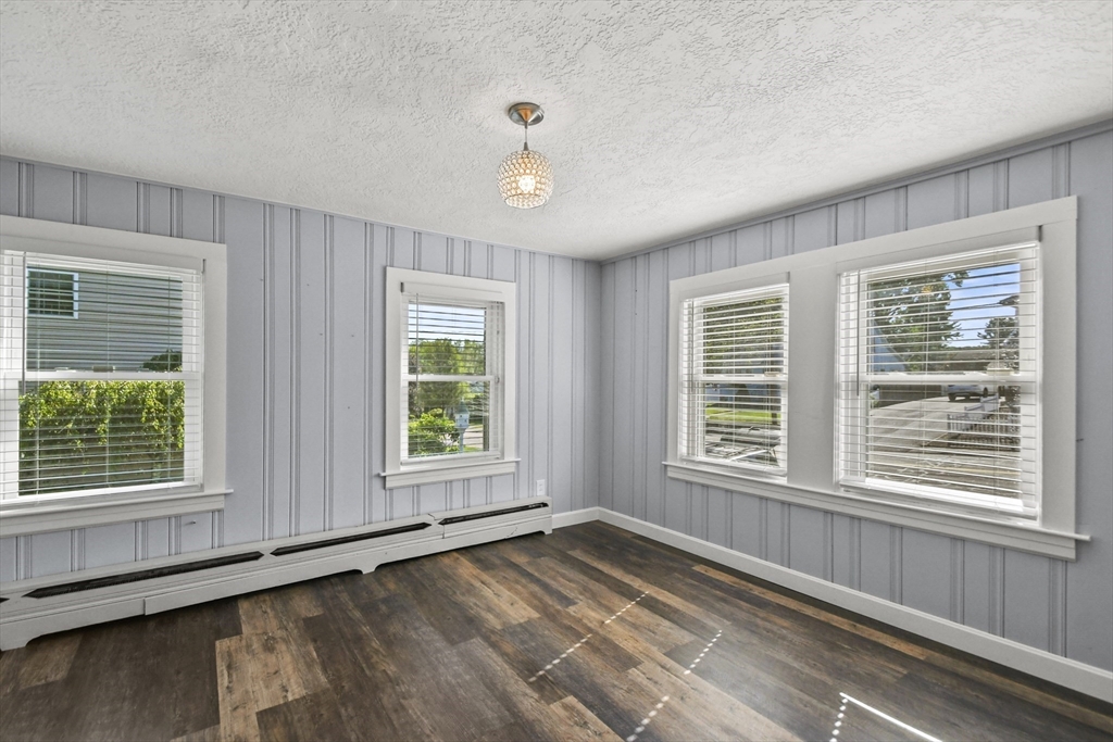 23 Rockland Road Auburn, MA 01501 - Photo 14 of 30 Gallery Image 14