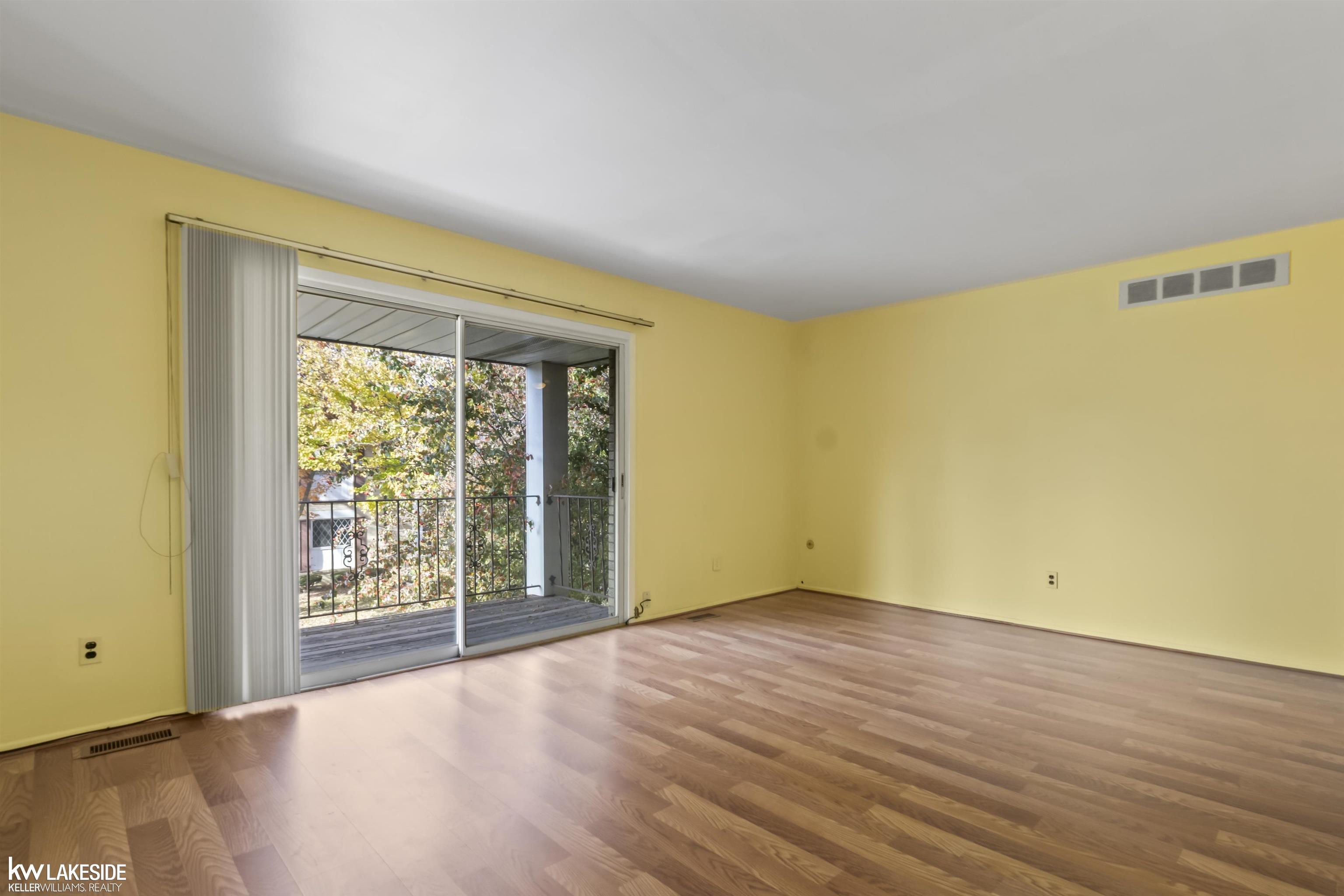 29201 Hayes Road, Unit G8 Warren, MI 48088 - Photo 10 of 22