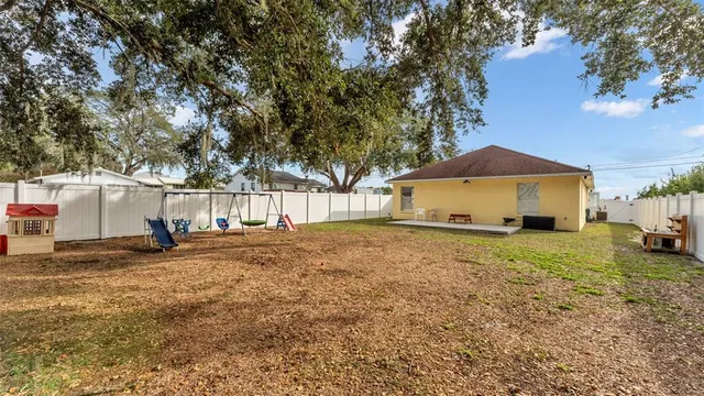 $255,000 | 702 Lemon Street, Dundee, FL 33838