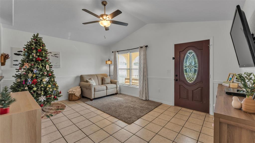 702 Lemon Street Dundee, FL 33838 - Photo 4 of 29