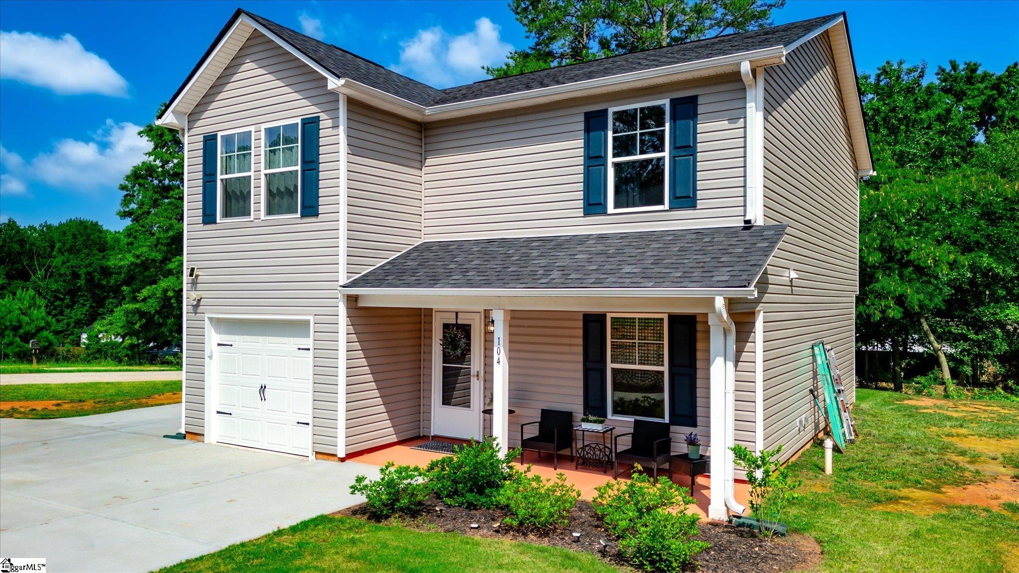104 Forest Drive Liberty, SC 29657 - Photo 2 of 24