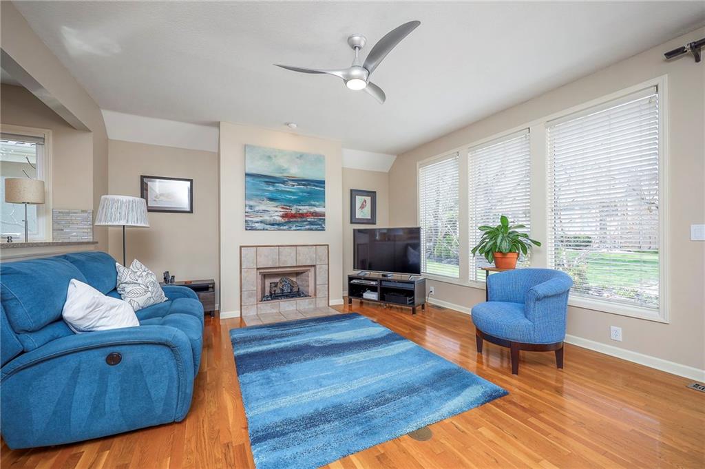 12436 Long Street Overland Park, KS 66213 - Photo 15 of 43