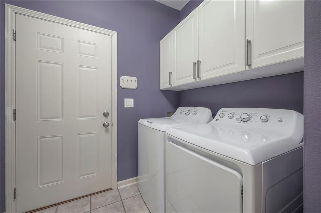 12436 Long Street Overland Park, KS 66213 - Photo 20 of 43