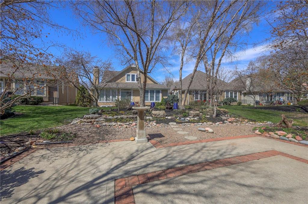 12436 Long Street Overland Park, KS 66213 - Photo 37 of 43