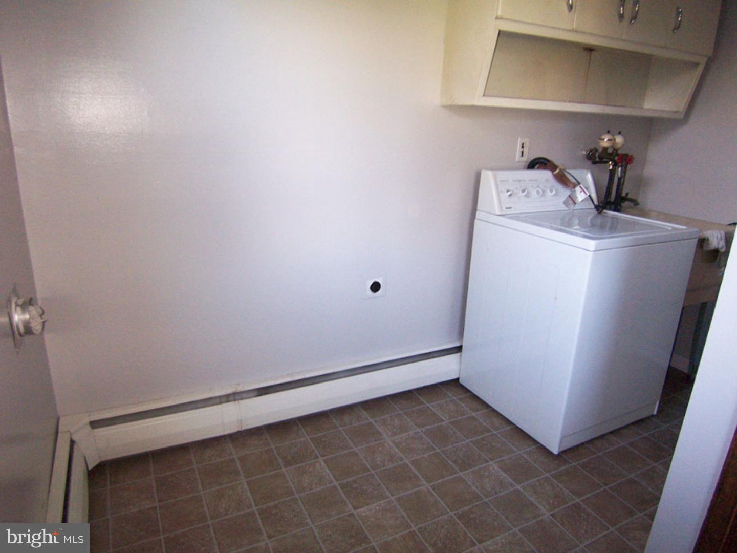10 Ashlawn Road Malvern, PA 19355 - Photo 13 of 22 Laundry Room