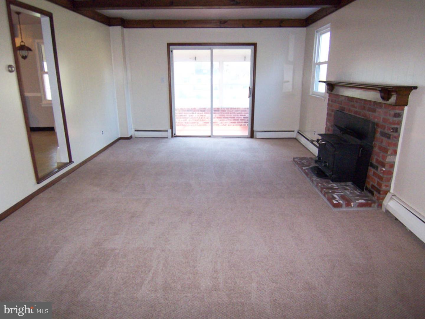 10 Ashlawn Road Malvern, PA 19355 - Photo 9 of 22 Family Room