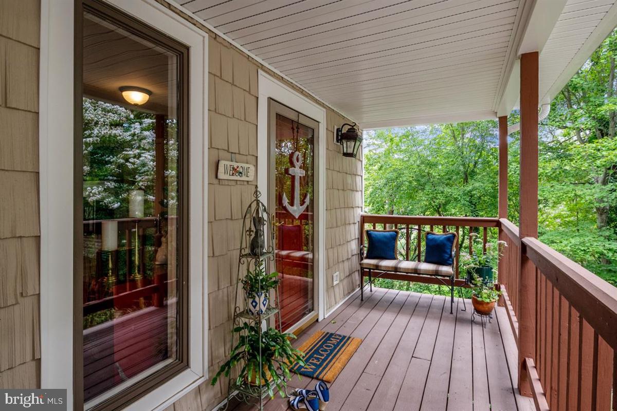 505 Overhill Drive Edgewater, MD 21037 - Photo 5 of 42