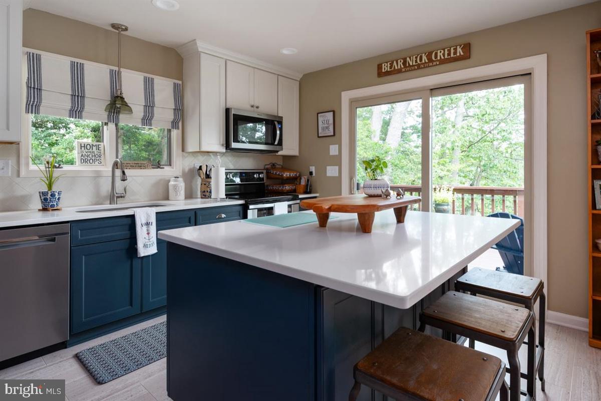 505 Overhill Drive Edgewater, MD 21037 - Photo 10 of 42