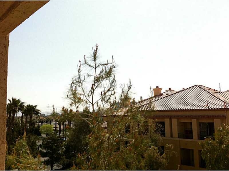 260 East Flamingo Road, Unit 433 Las Vegas, NV 89169 - Photo 12 of 20 View.