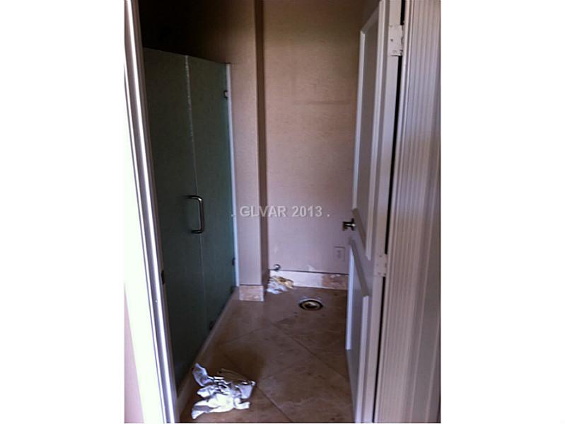 260 East Flamingo Road, Unit 433 Las Vegas, NV 89169 - Photo 17 of 20 Bathroom.