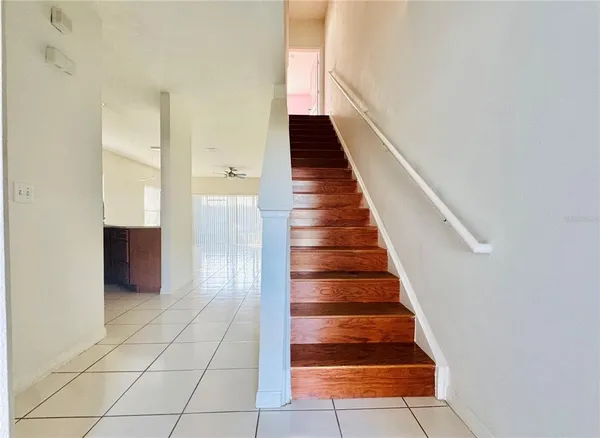 a view of entryway and hall