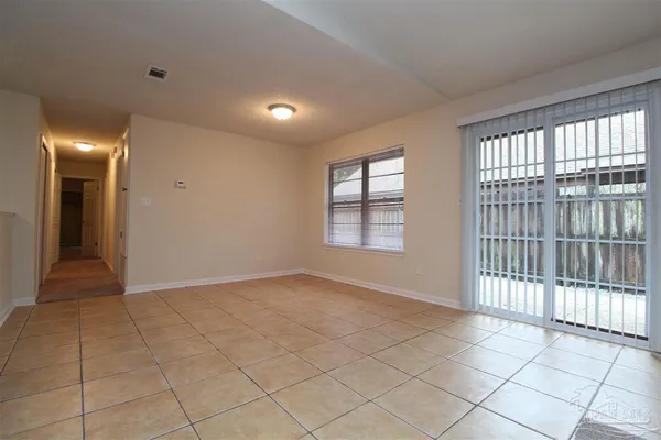 $1,500 | 6948 Spanish Trail, Pensacola, FL 32504