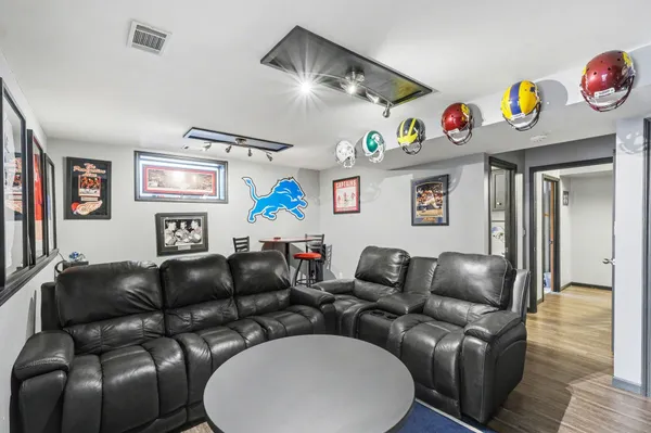 $560,000 | 415 Vista Lane, Fremont, MI 49412