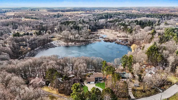 $560,000 | 415 Vista Lane, Fremont, MI 49412