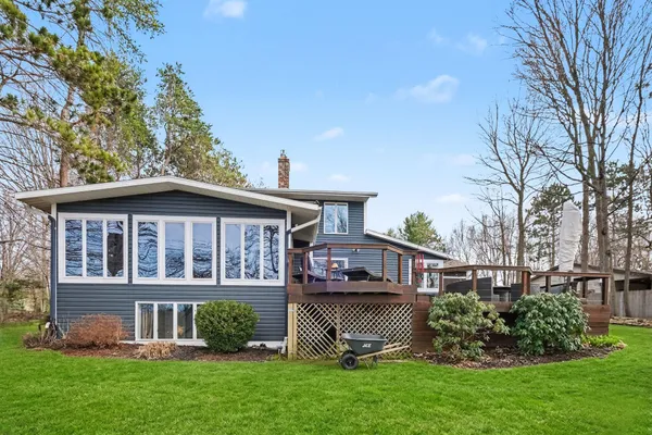 $560,000 | 415 Vista Lane, Fremont, MI 49412