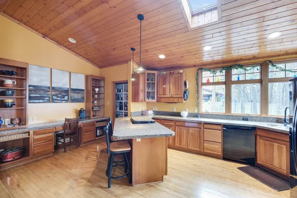 $560,000 | 415 Vista Lane, Fremont, MI 49412